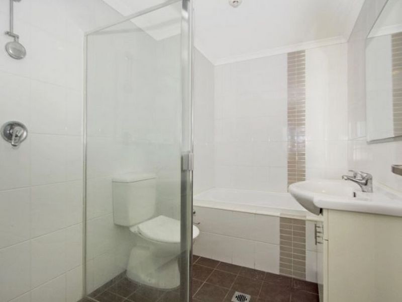 4/32-34 Mons Road, Westmead NSW 2145