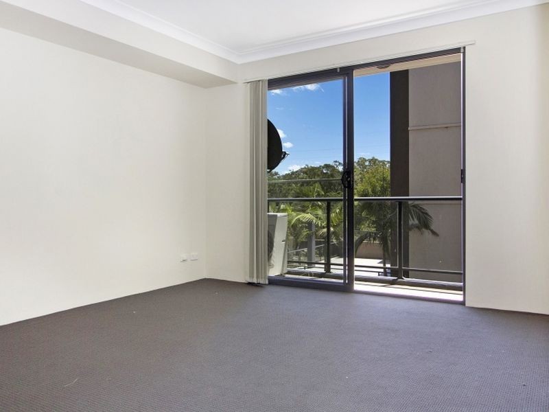 64/32-34 Mons Rd, Westmead NSW 2145