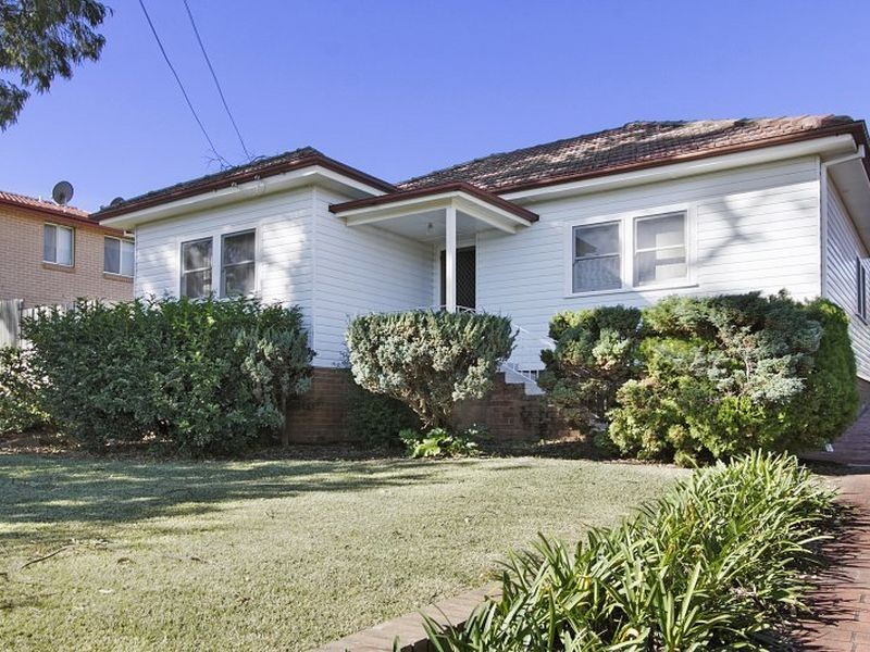 11 Chelsea Ave, Baulkham Hills NSW 2153