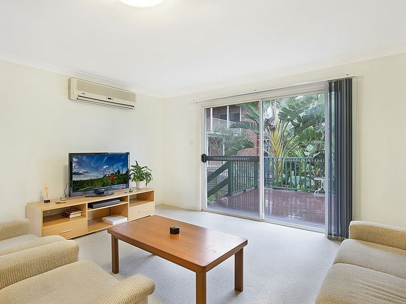 2/2A Aiken rd, West Pennant Hills NSW 2125