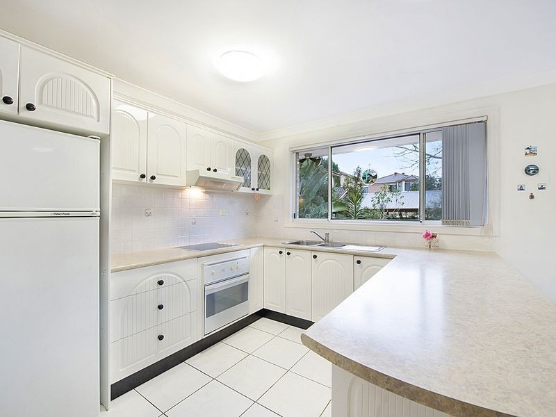 2/2A Aiken rd, West Pennant Hills NSW 2125