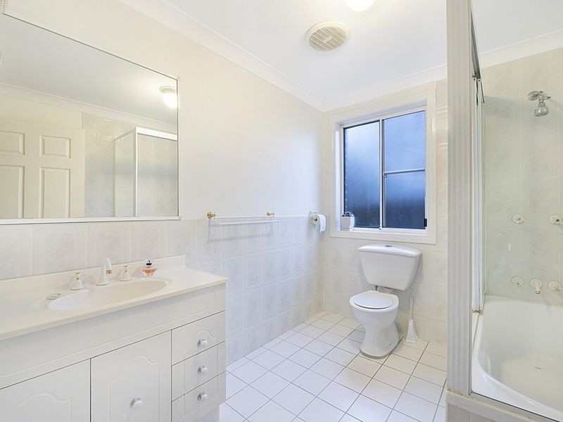 2/2A Aiken rd, West Pennant Hills NSW 2125