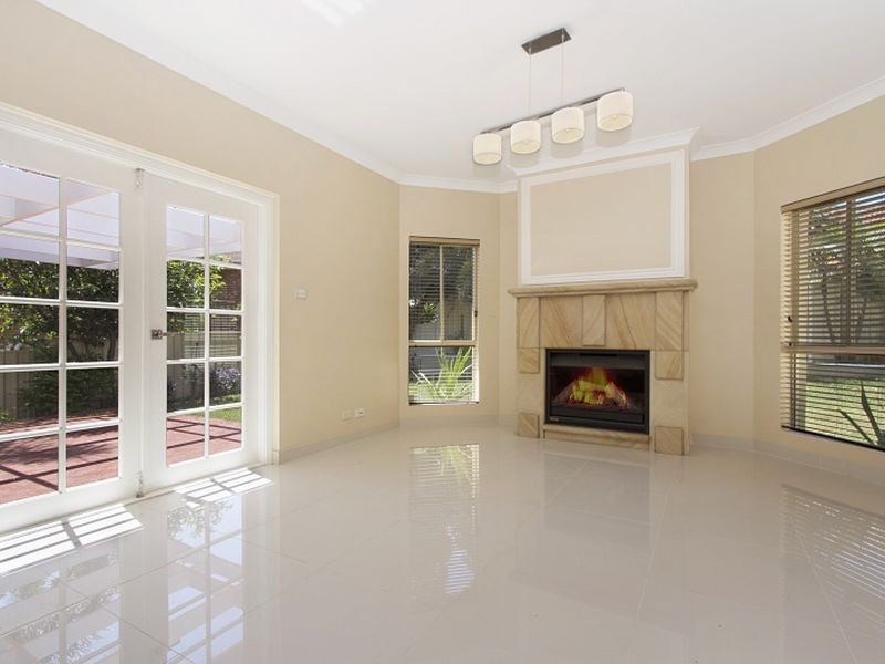 3 Crestview Drive, Glenwood NSW 2768