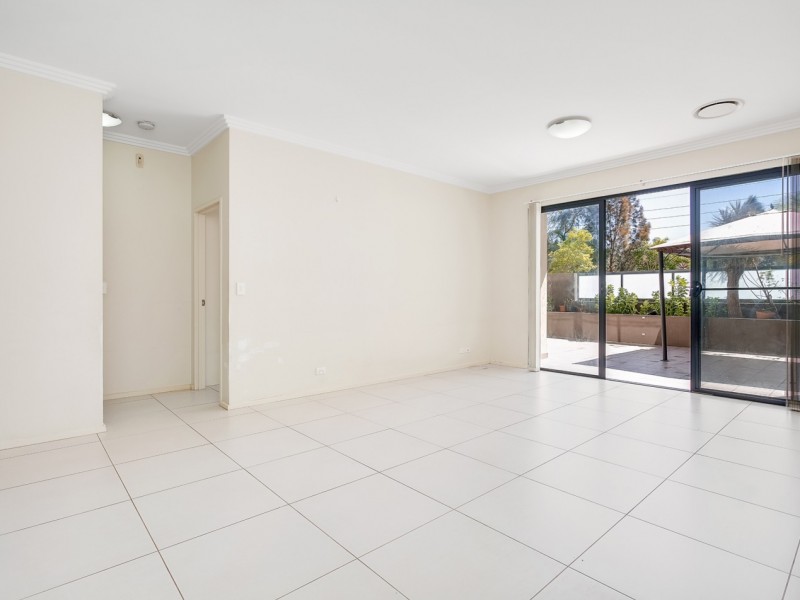 8/32-34 Mons Rd, Westmead NSW 2145