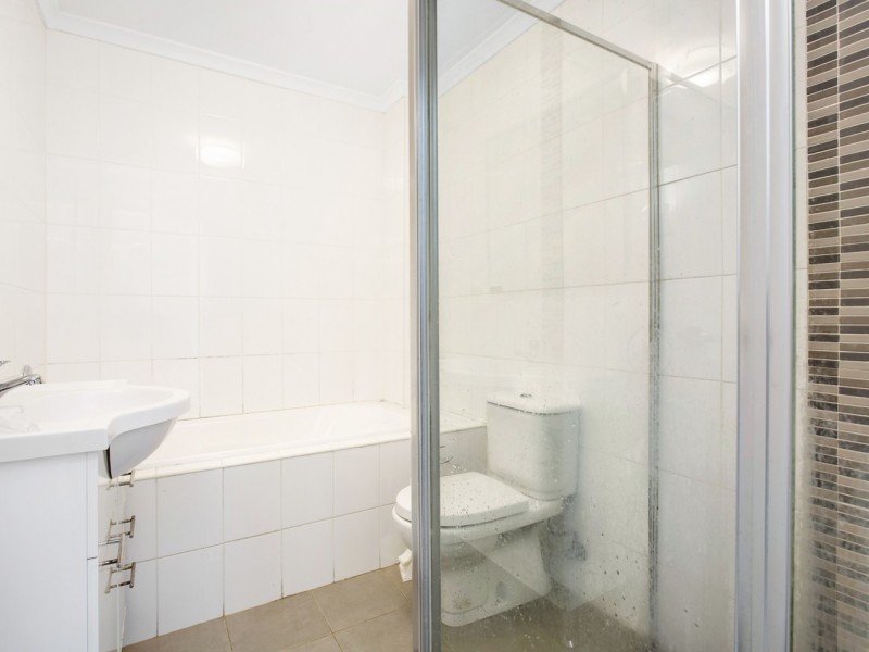 8/32-34 Mons Rd, Westmead NSW 2145