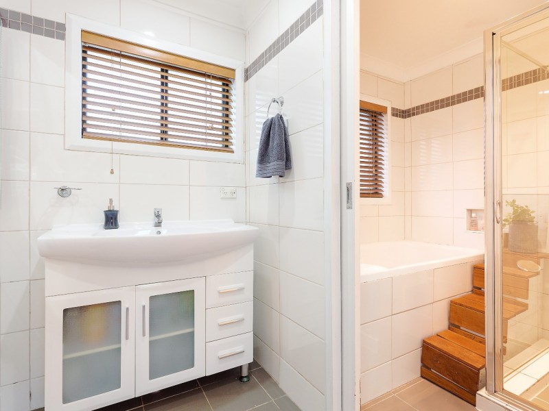 10 Valerie Avenue, Baulkham Hills NSW 2153