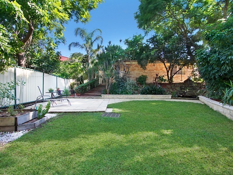 33 Lower Mount Street, Wentworthville NSW 2145