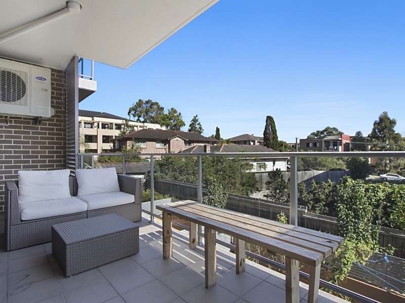 13/8-10 Darcy Rd, Westmead NSW 2145