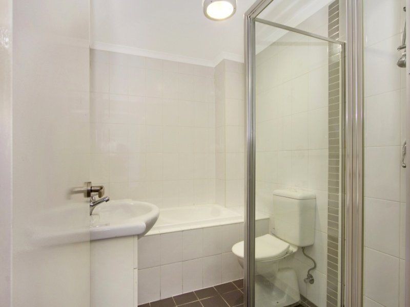20/32 Mons Rd, Westmead NSW 2145