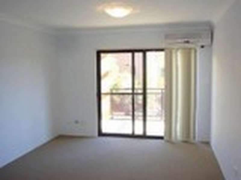 Apartment 13/65-69 Stapleton Street, Pendle Hill NSW 2145