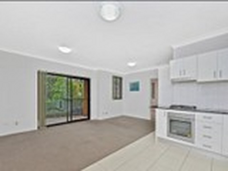 Apartment 13/65-69 Stapleton Street, Pendle Hill NSW 2145