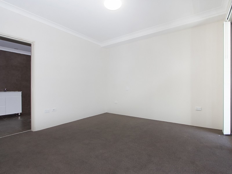 Apartment 21/2-4 Octavia Street, Toongabbie NSW 2146
