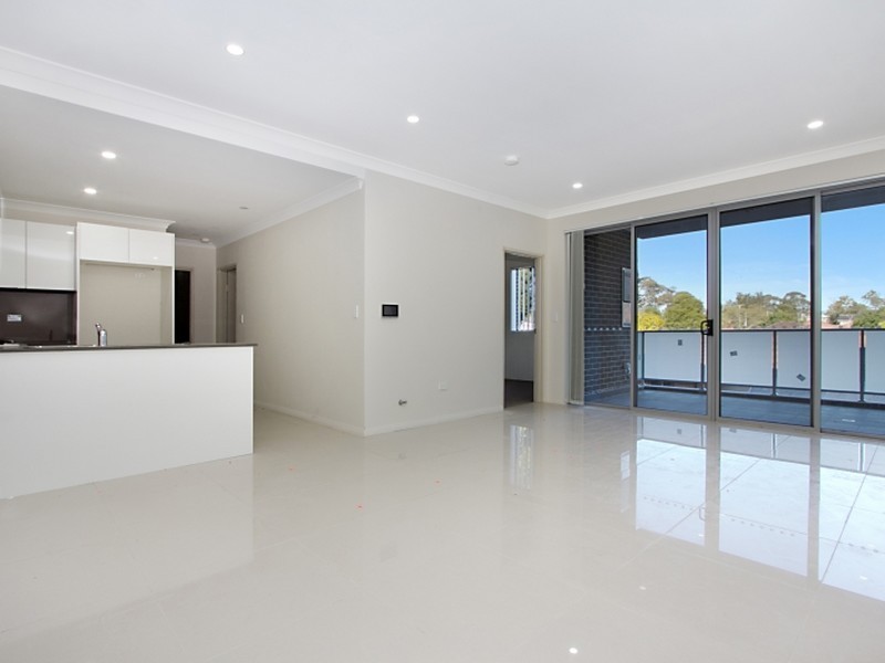 Apartment 13/2-4 Octavia Street, Toongabbie NSW 2146