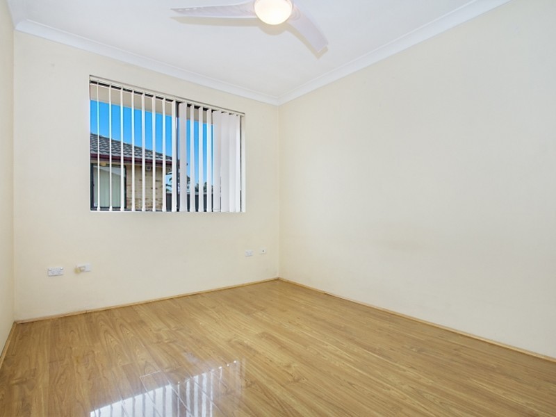 Villa 9/8-12 Fitzwilliam Road, Old Toongabbie NSW 2146