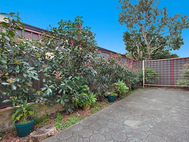 Villa 9/8-12 Fitzwilliam Road, Old Toongabbie NSW 2146