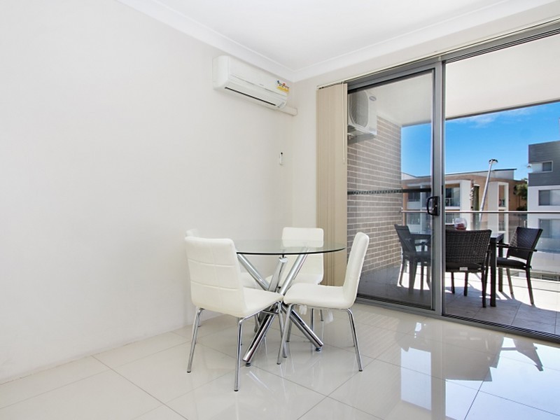 Apartment 9/8-10 Darcy Road, Westmead NSW 2145