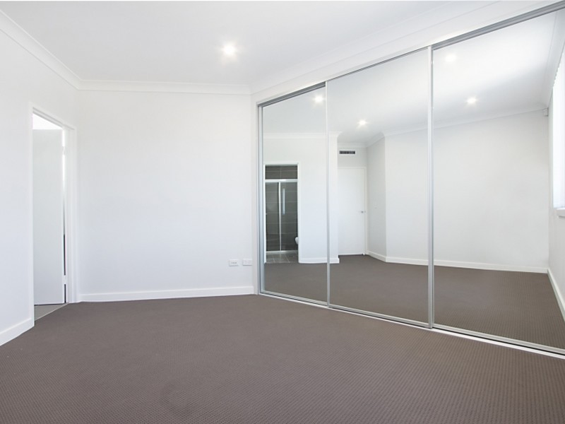 Apartment 5/58-62 Fitzwilliam Road, Old Toongabbie NSW 2146