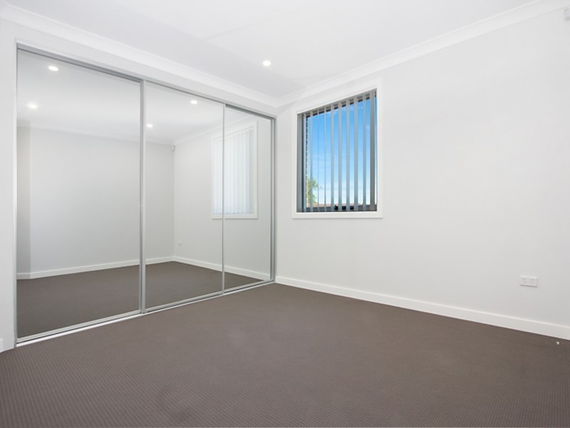 Apartment 5/58-62 Fitzwilliam Road, Old Toongabbie NSW 2146