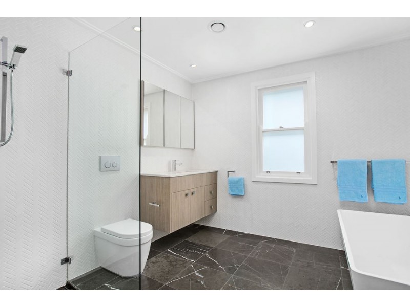 24 Mitchell Street, Naremburn NSW 2065