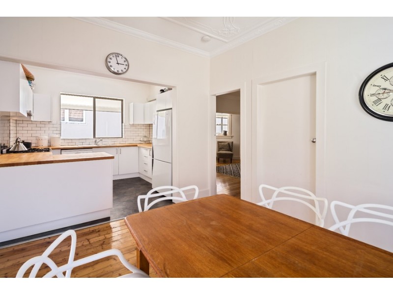 18 Windsor Road, Willoughby NSW 2068