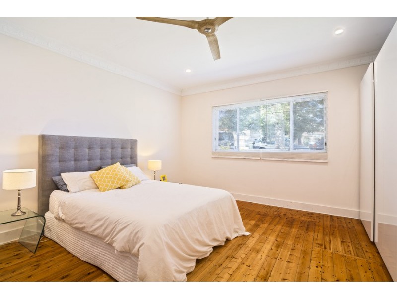 18 Windsor Road, Willoughby NSW 2068