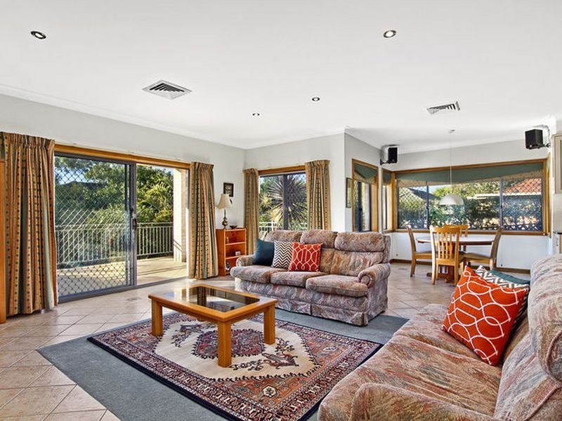 1 Megalong Avenue, Willoughby NSW 2068