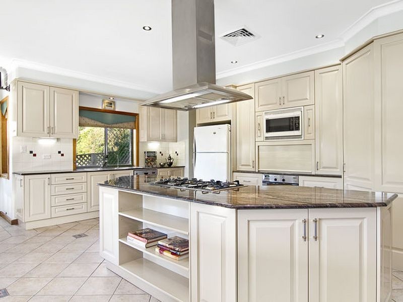 1 Megalong Avenue, Willoughby NSW 2068