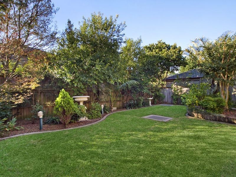 1 Megalong Avenue, Willoughby NSW 2068