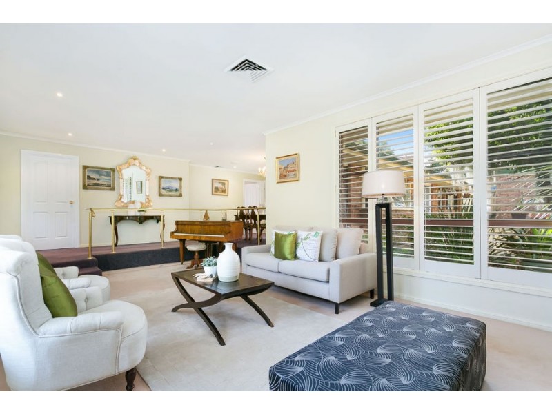 9 Charles Street, Castlecrag NSW 2068