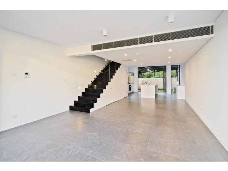 16/34-40 Union Street, Mcmahons Point NSW 2060