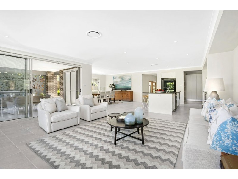 82 Warrane Road, Willoughby NSW 2068