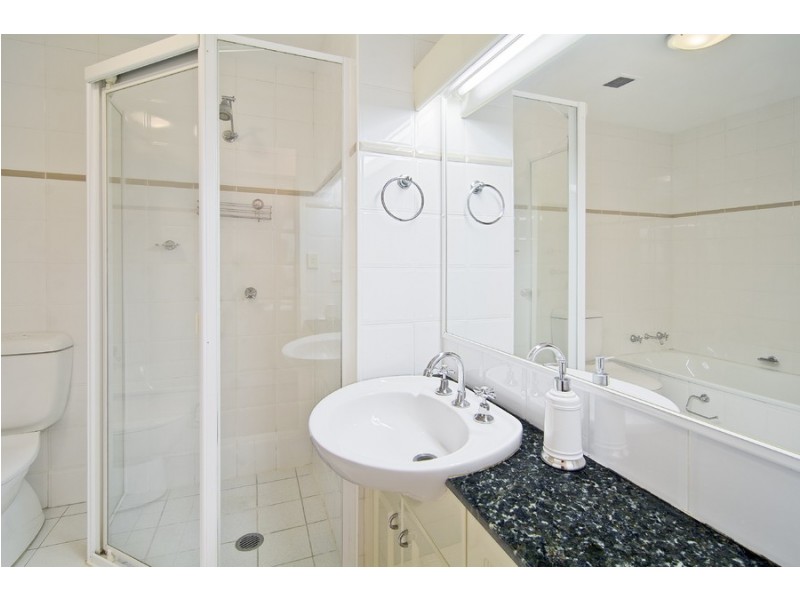 17/11-15 Goodchap Road, Chatswood NSW 2067