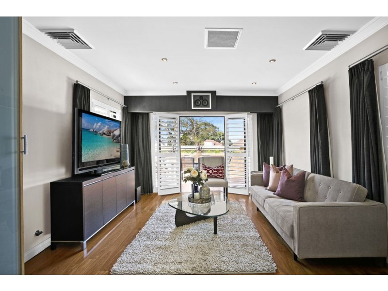 12A Victoria Avenue, Willoughby NSW 2068