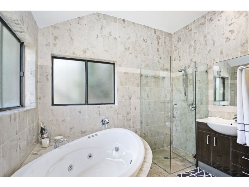 12A Victoria Avenue, Willoughby NSW 2068