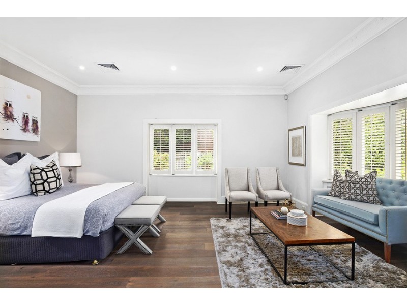 10 Duntroon Avenue, Roseville NSW 2069