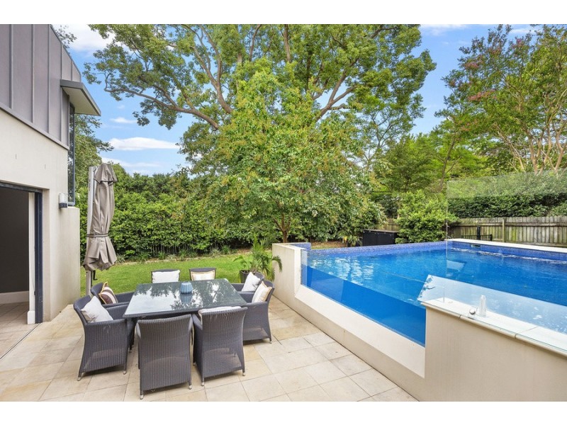 10 Duntroon Avenue, Roseville NSW 2069