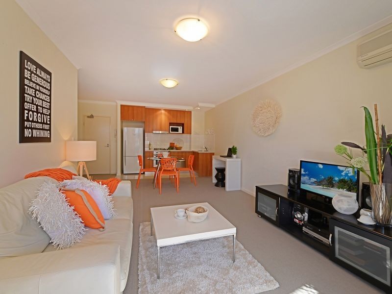 2605/32-36 Orara Street, Waitara NSW 2077