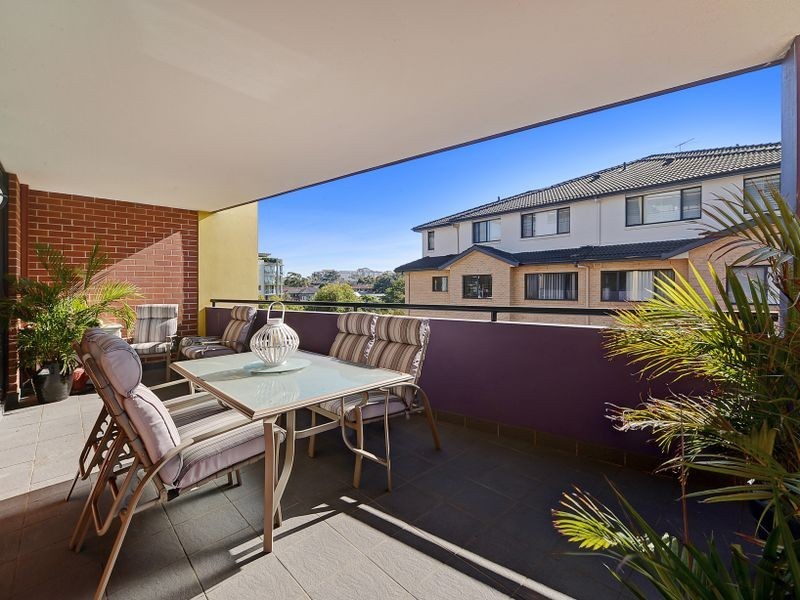 2605/32-36 Orara Street, Waitara NSW 2077