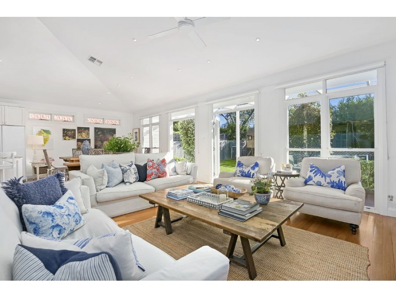 4 Summerville Crescent, Willoughby NSW 2068