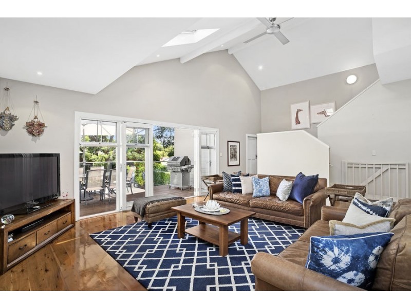 18 Lucknow Street, Willoughby NSW 2068