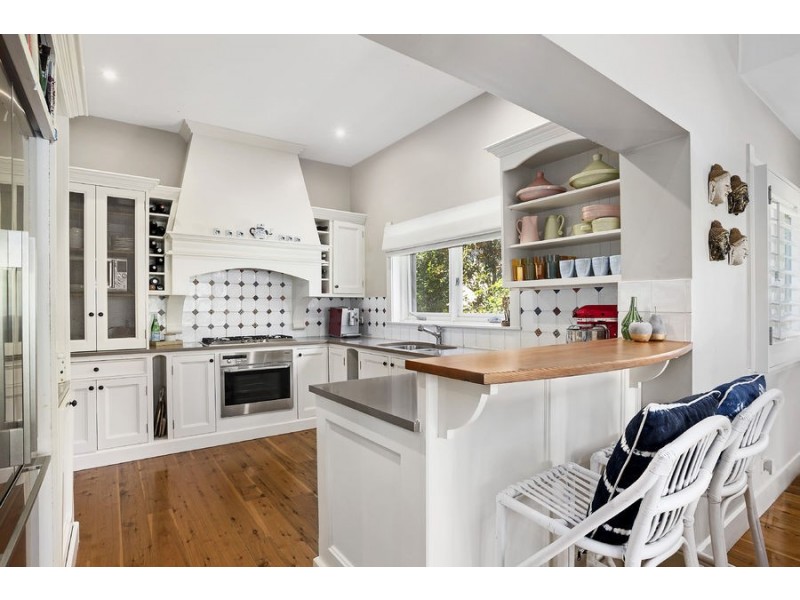 18 Lucknow Street, Willoughby NSW 2068