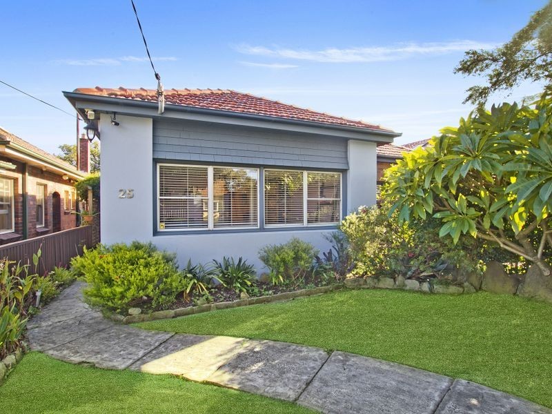 25 MacMahon Street, Willoughby NSW 2068