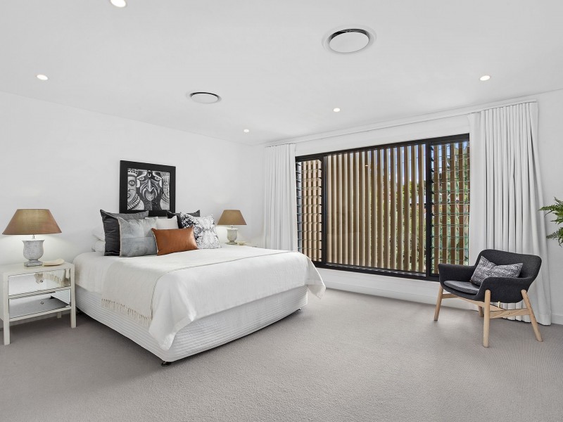 5 Lincoln Avenue, Castlecrag NSW 2068