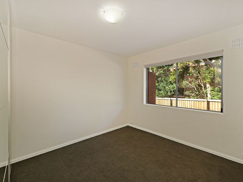 2/37 Adams Street, Curl Curl NSW 2096
