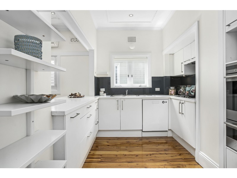 32 Robert Street, Willoughby NSW 2068