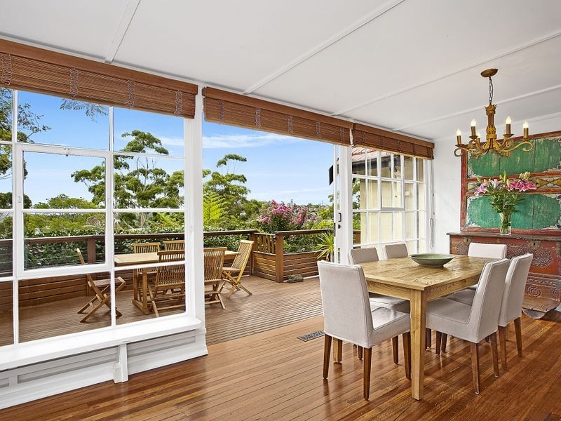 2 The Bartizan, Castlecrag NSW 2068