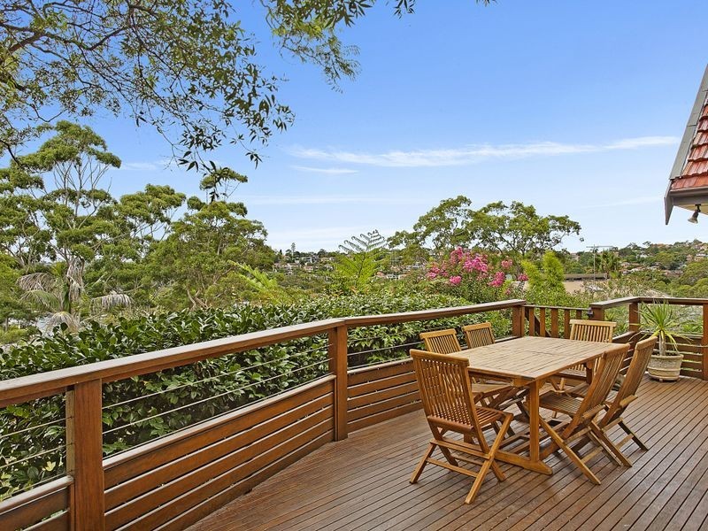 2 The Bartizan, Castlecrag NSW 2068