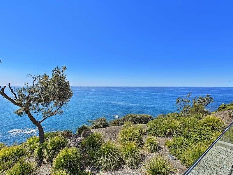 4/15 Cliff Avenue, Avoca Beach NSW 2251