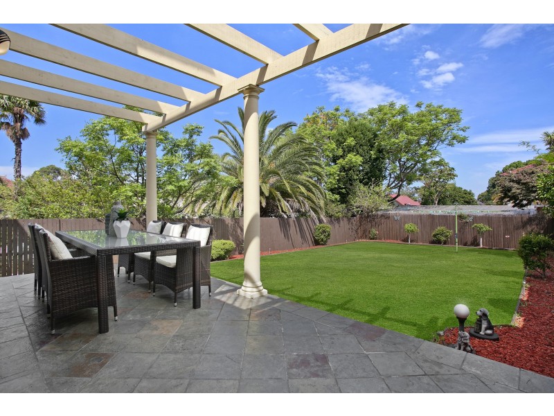 24 Cambridge Street, Willoughby NSW 2068