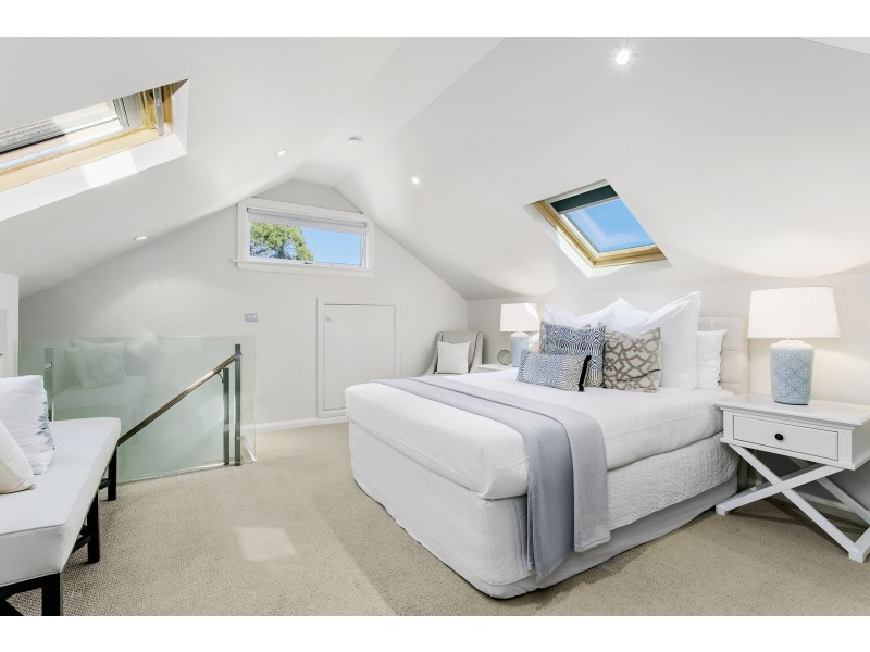 4 Eaton Street, Willoughby NSW 2068